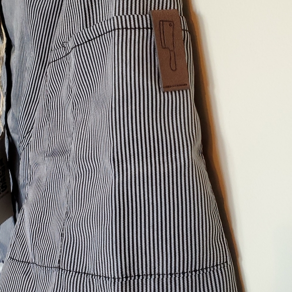 Medium Rare Chef Apparel blouse - Picture 3 of 4